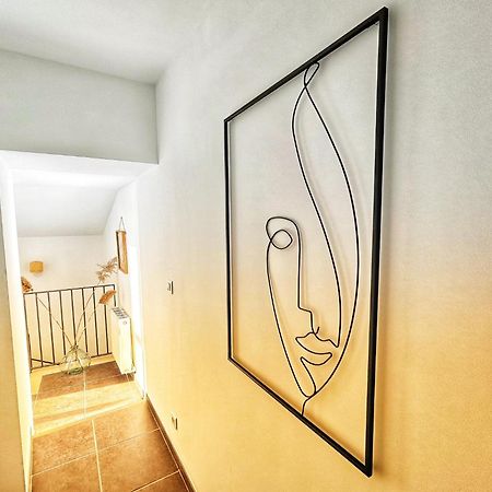 Olive Serenity Arles Esterno foto