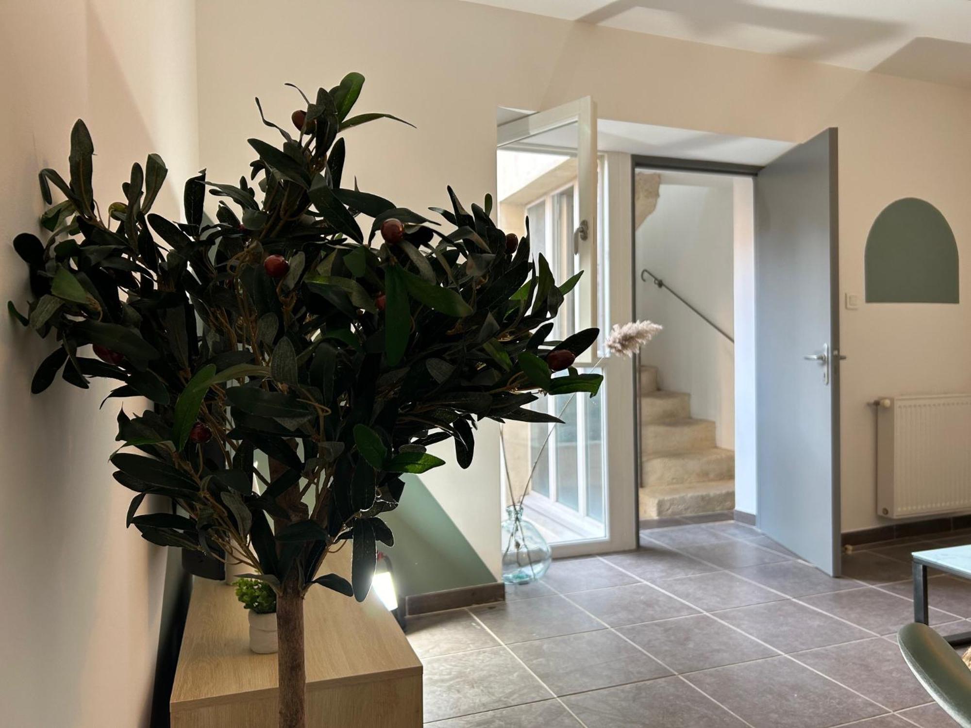 Olive Serenity Arles Esterno foto